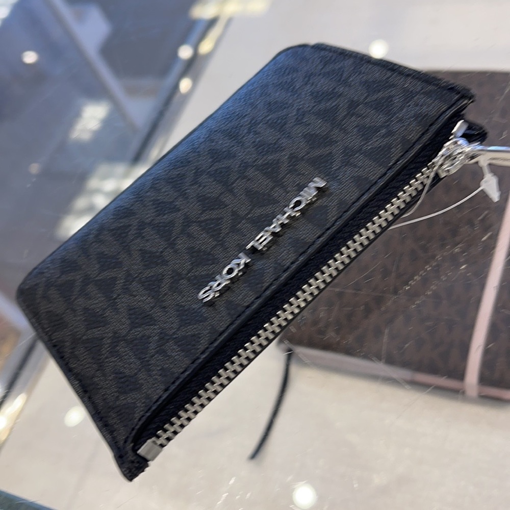 Michael Kors Jet Set Travel Small Leather Top Zip Coin Pouch With ID - Picture 12 of 16